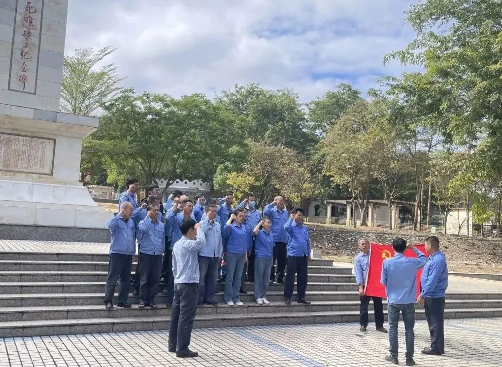 先(xian)進(jin)基层党组织 | 一(yi)箇(ge)支部(bu)一(yi)座堡垒