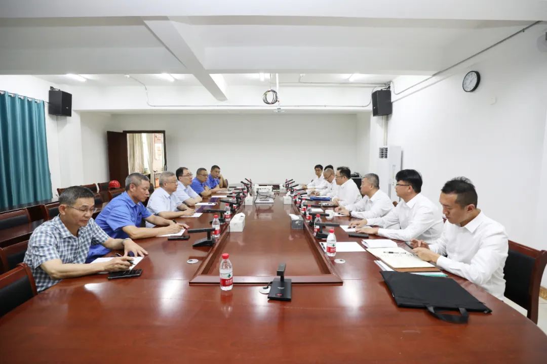 中(zhong)海石油氣(qi)電(dian)集(ji)團(tuán)到(dao)访海南(nan)矿业
